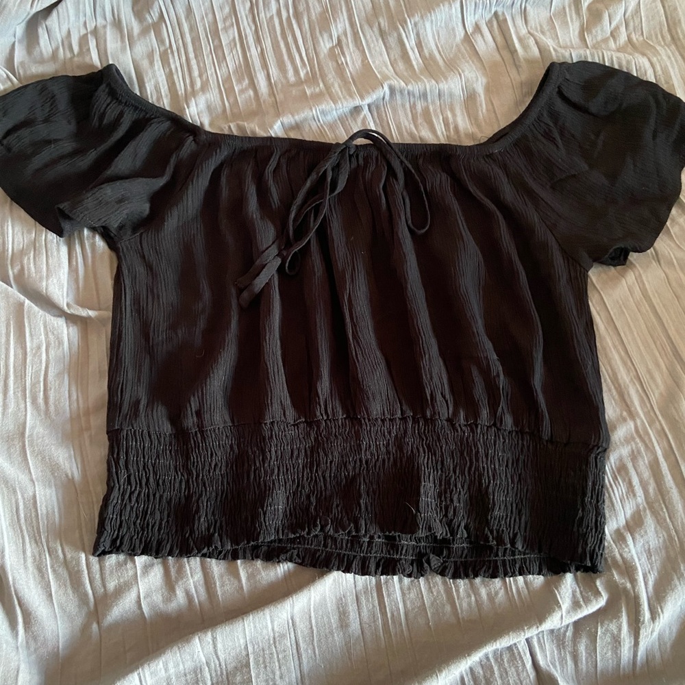 Off shoulder crop top